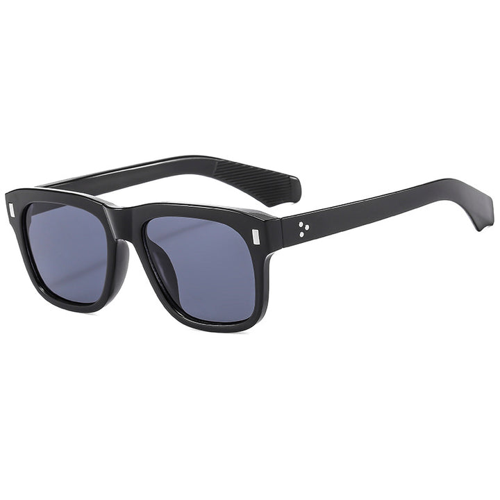 Dame fashion solbriller i stilfull og moderne design Luvikno
