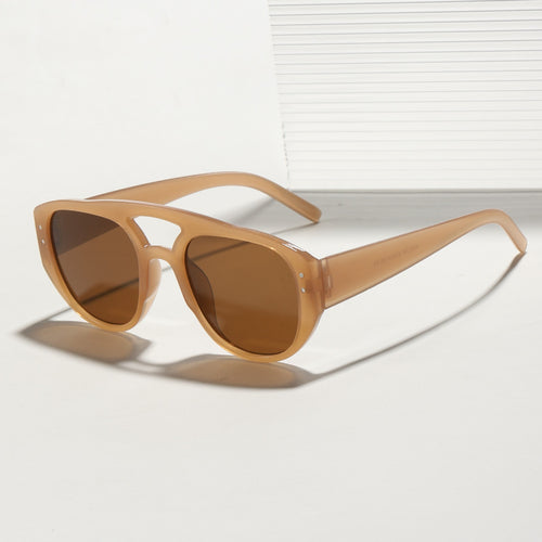 Dame oversized solbrille med moderne, strukturert ramme Luvikno