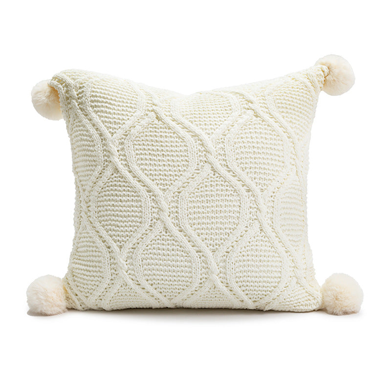 Ladies hypoallergenic pillow with soft cover and ergonomic design Luvikno