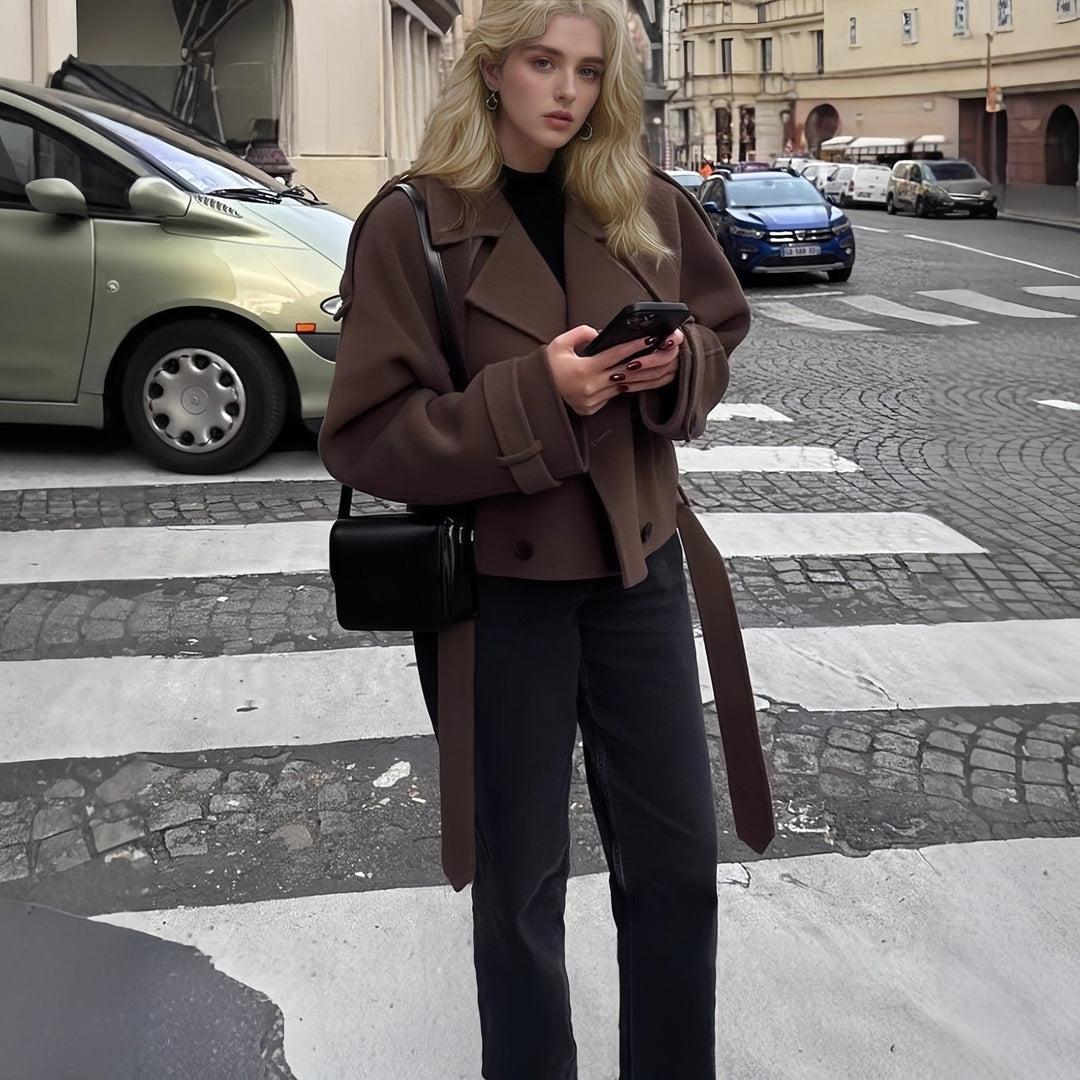 Luvik | For kvinner motebevisst cropped jakke trench-stil