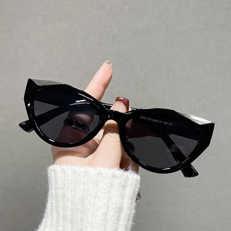 Dame moter Cat-Eye solbrille med glitrende detaljer Luvikno