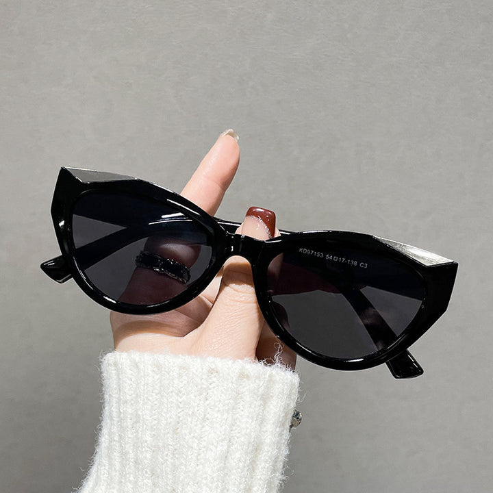 Dame moter Cat-Eye solbrille med glitrende detaljer Luvikno