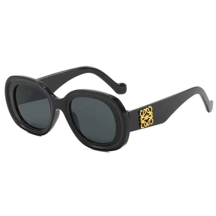 Dame moteriktig vintage-solbrille med spesielle dekorasjoner Luvikno