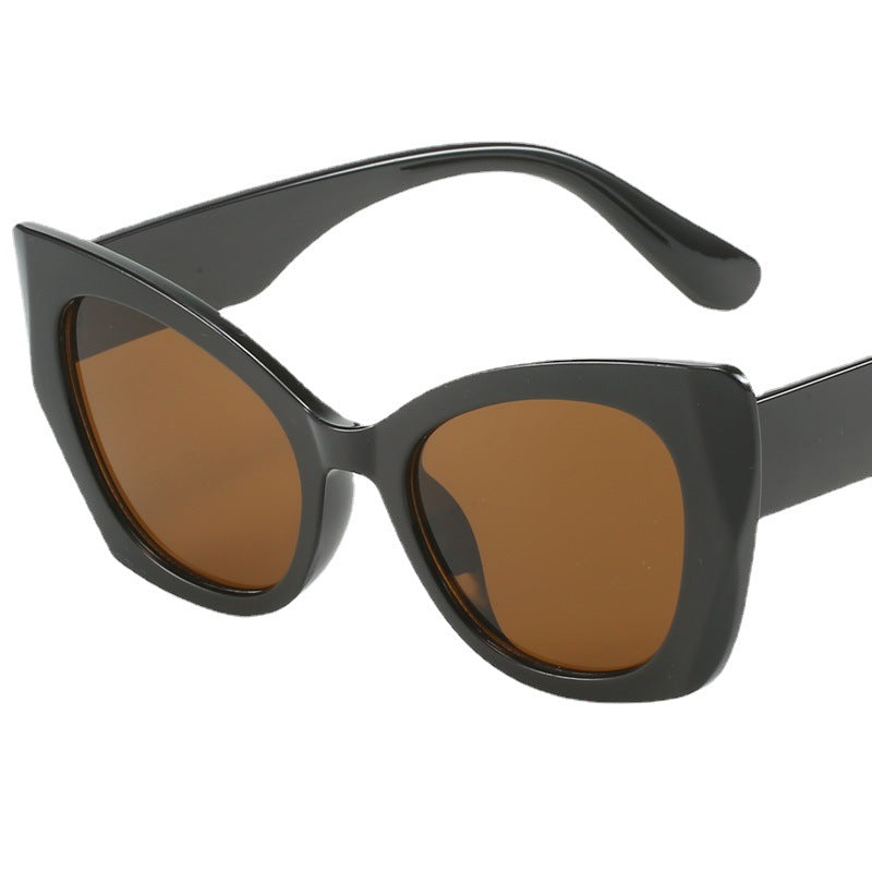 Dame Modische Cat-Eye Solbrille med elegant design Luvikno