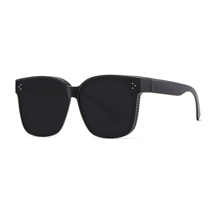 Dame firkantet solbrille med beskyttende UV-filter og stilfull ramme Luvikno