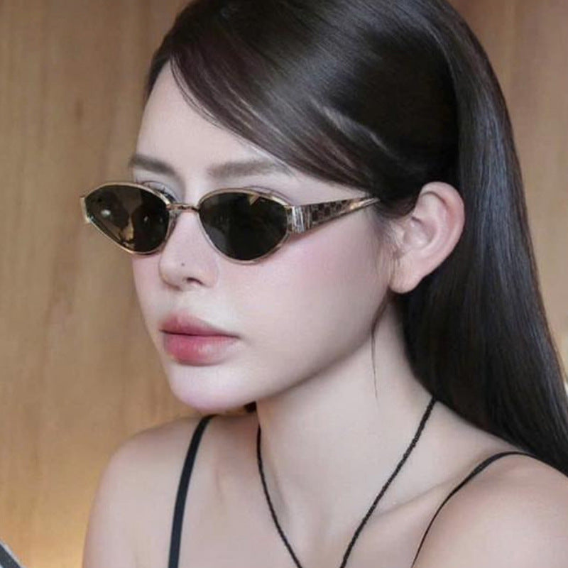 Dame Cat-Eye solbriller med elegant design og luksuriøse detaljer Luvikno