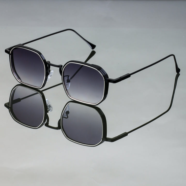 Dame moteriktig solbrille med stilfull, firkantet ramme og UV-beskyttelse Luvikno