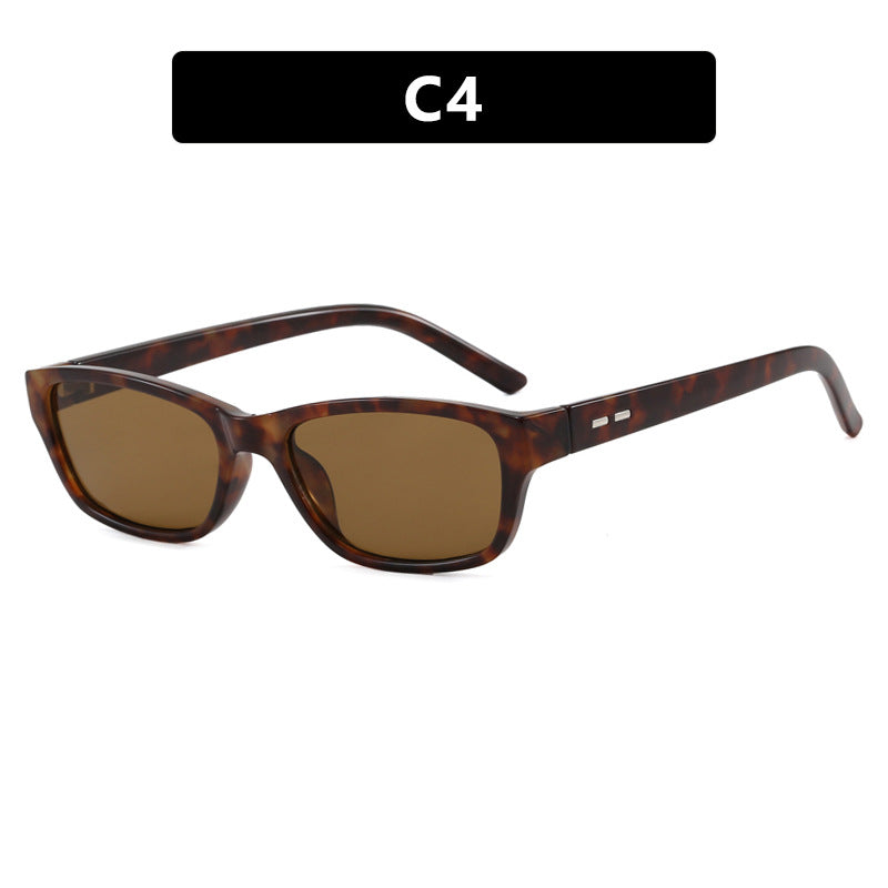 Dame solbrille i moderne, kantete design Luvikno