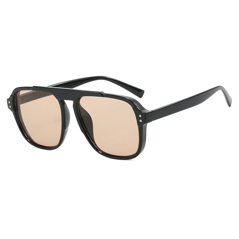 Dame geometrisk solbrille med polarisert gult glass Luvikno