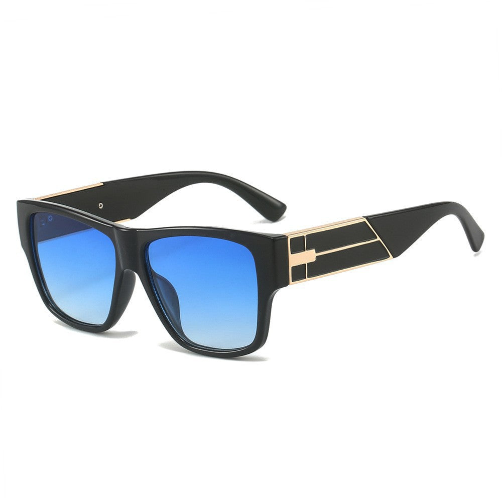 Dame moteriktig oversized solbrille med elegant ramme Luvikno