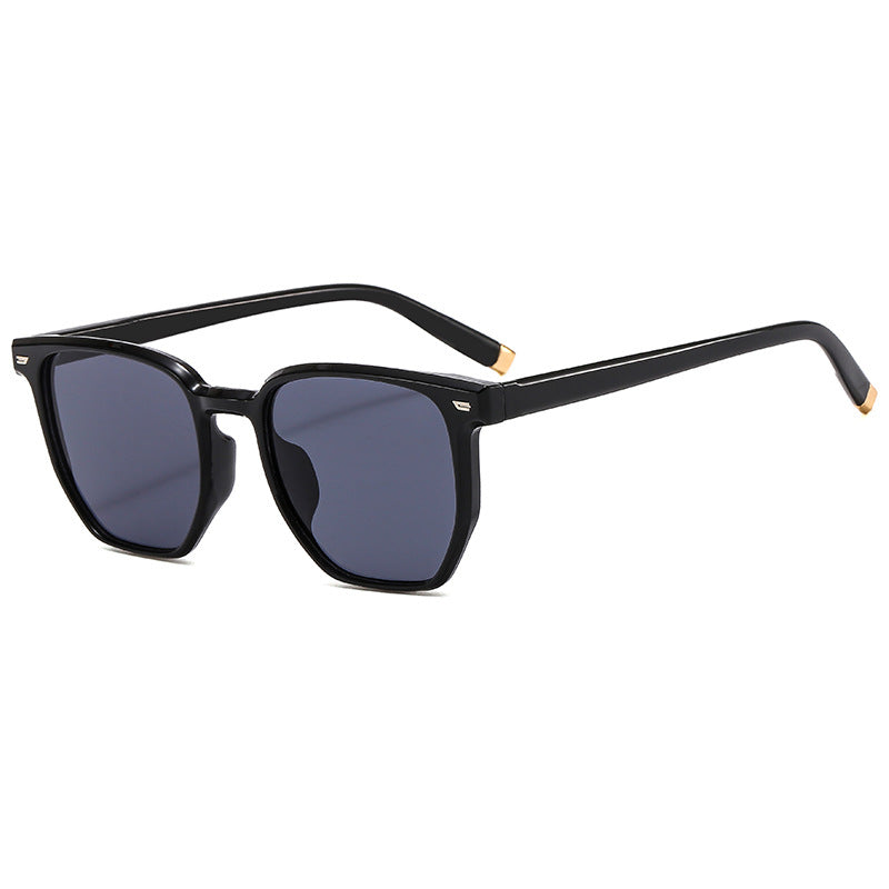 Dame moteriktig transparent solbrille i elegant hexagon-design Luvikno