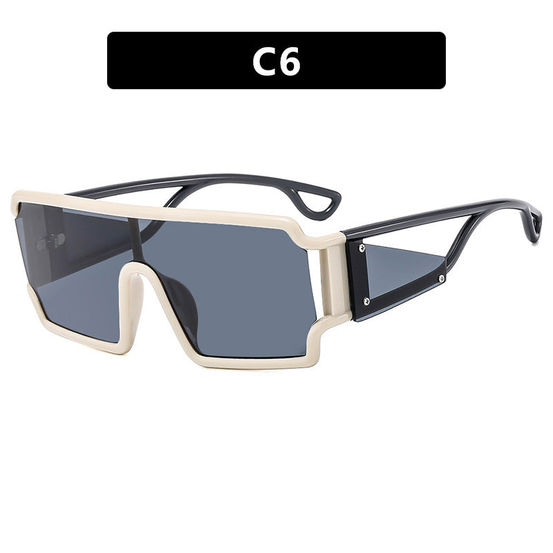 Dame moteriktig sports solbrille med futuristisk design Luvikno