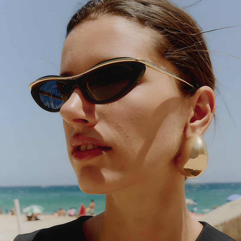 Dame Cat-Eye solbriller med elegant metallramme Luvikno