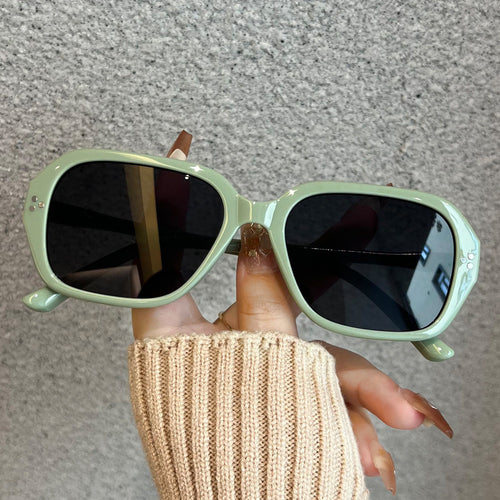 Dame moteriktig oversized solbrille i elegant design Luvikno