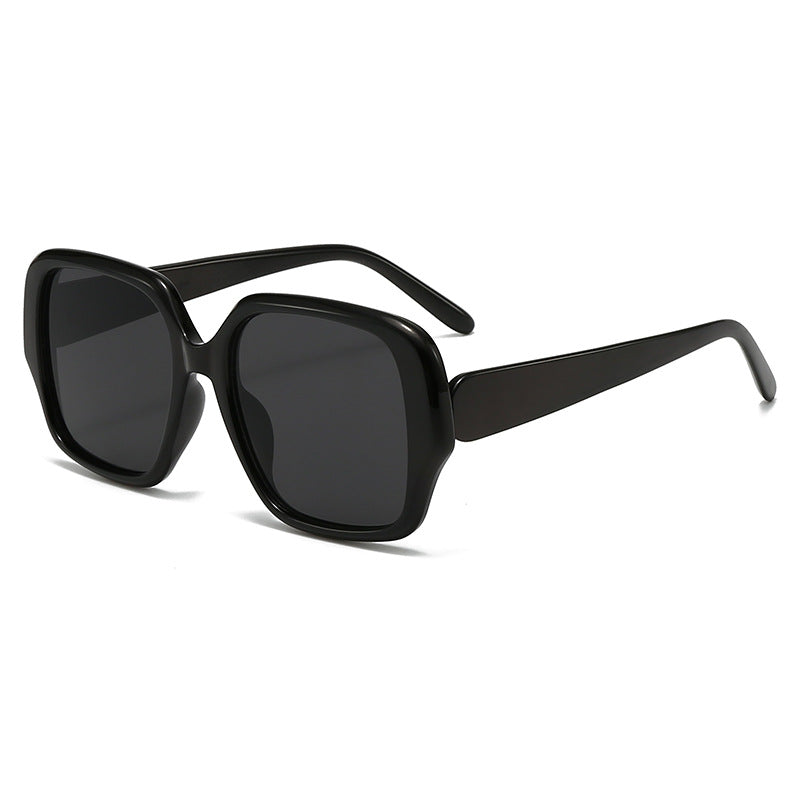 Dame moterisk kvadratisk solbrille med bred ramme Luvikno