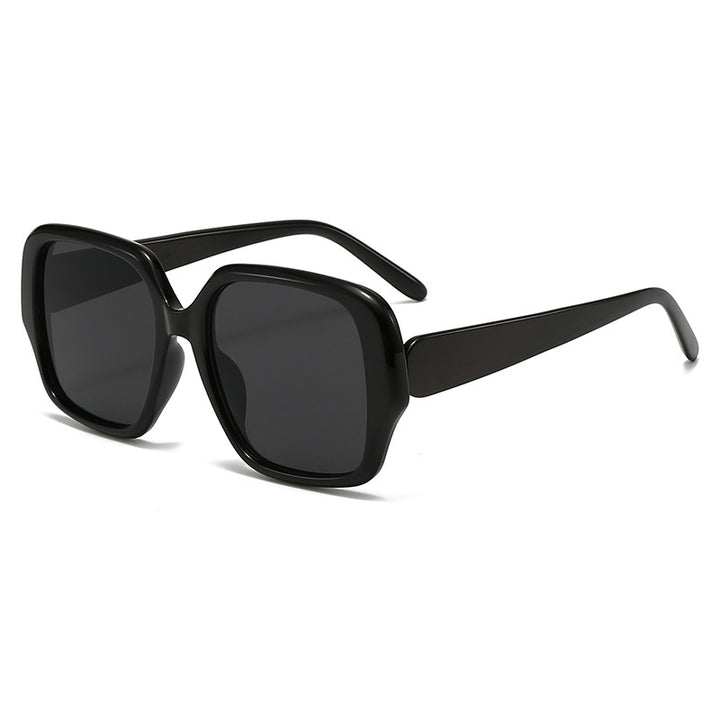 Dame moterisk kvadratisk solbrille med bred ramme Luvikno