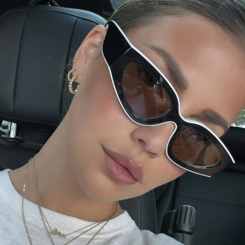 Dame Cat-Eye solbriller med ekstravagant design og beskyttende UV-filter Luvikno