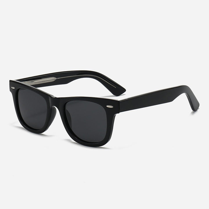 Dame klassisk solbrille med tidløst design Luvikno