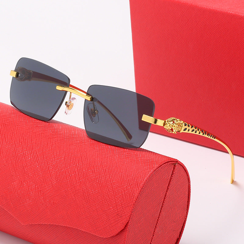 Dame Kvadratisk Solbrille i Elegant Stil Luvikno