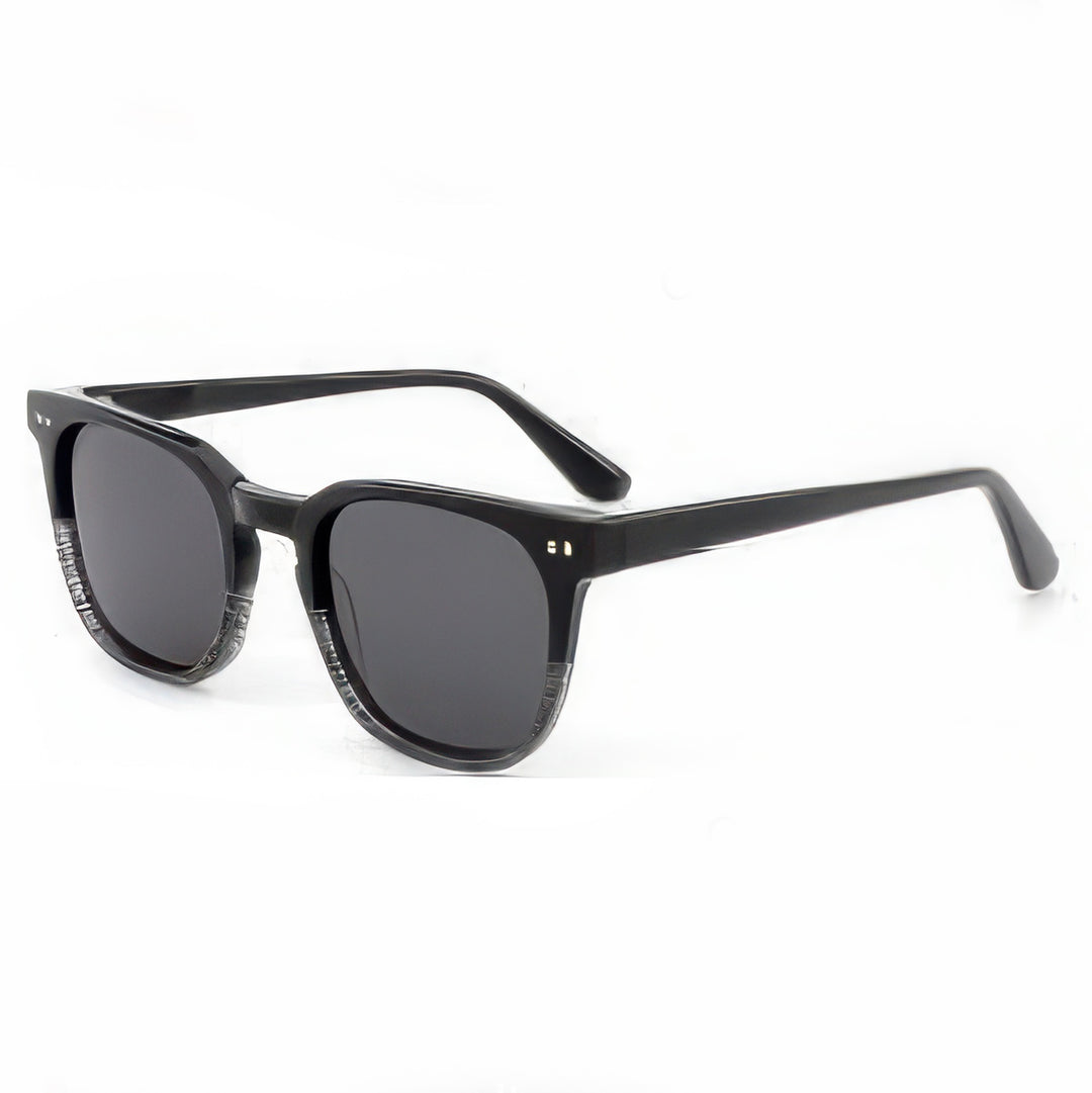 Dame solbrille i moderne, elegante design med høykvalitets plastikkinnramme Luvikno
