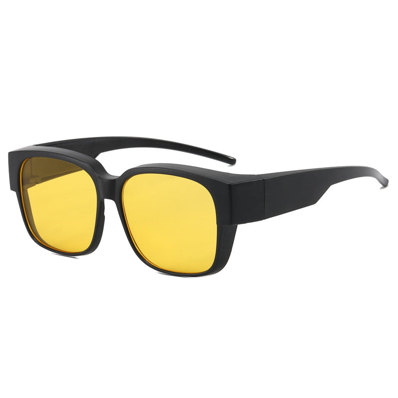 Dame moteriktig kvadratisk solbrille med ergonomisk design Luvikno