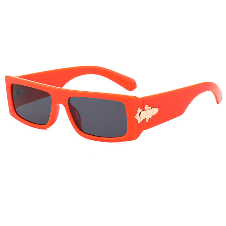 Dame moteriktig oversized solbrille med innovativt design Luvikno