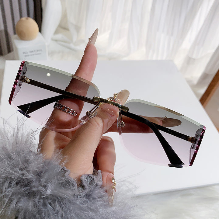 Dame elegant solbrille med høyverdig geometrisk design Luvikno