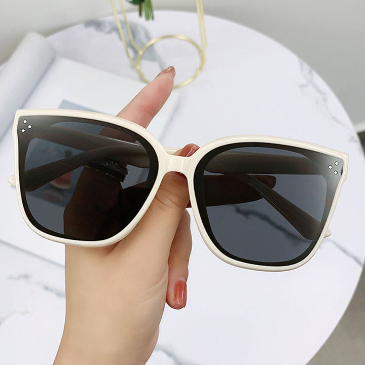 Dame Cat-Eye solbriller i elegant og moderne design Luvikno