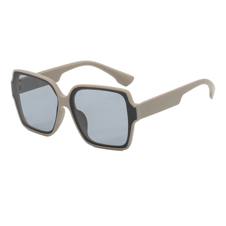 Dame kvadratisk solbrille med unik, stilfull ramme Luvikno