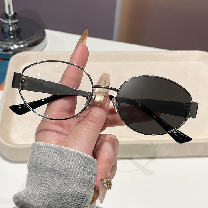 Dame Vintage solbrille i ovalt design Luvikno