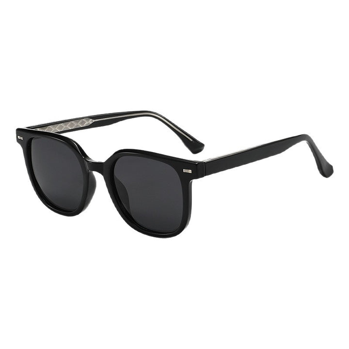 Damer elegante solbriller i moderne stil Luvikno