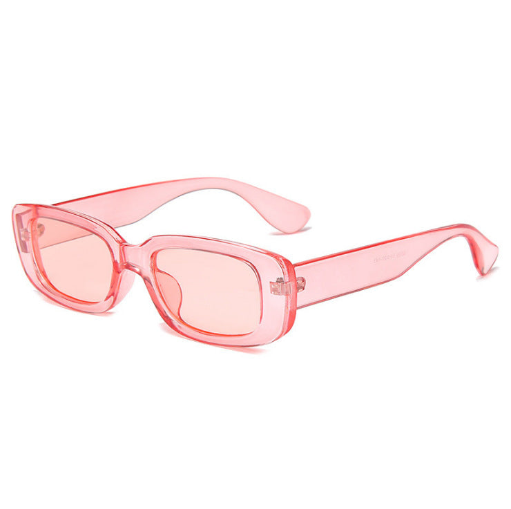 Dame moteriktig solbrille med trendy havskjell-design Luvikno