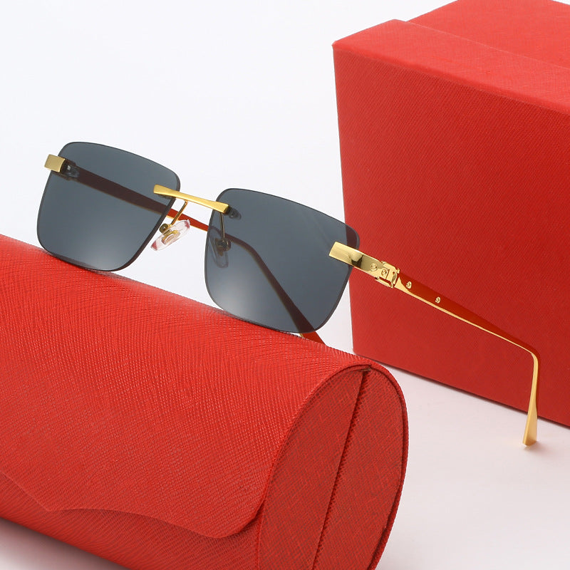 Dame moteriktig halvrandsbrille med elegant metallramme Luvikno