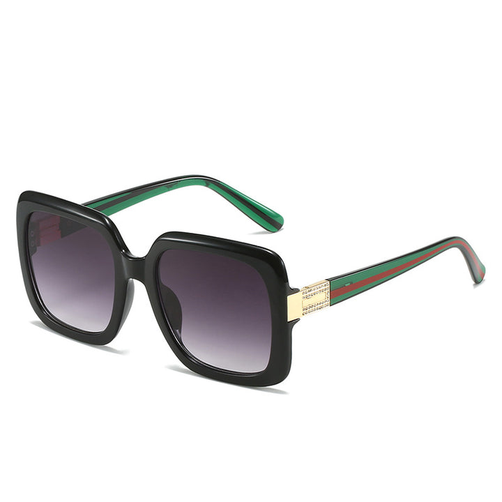 Dame elegant oversized solbriller med luksuriøse metallkanter Luvikno