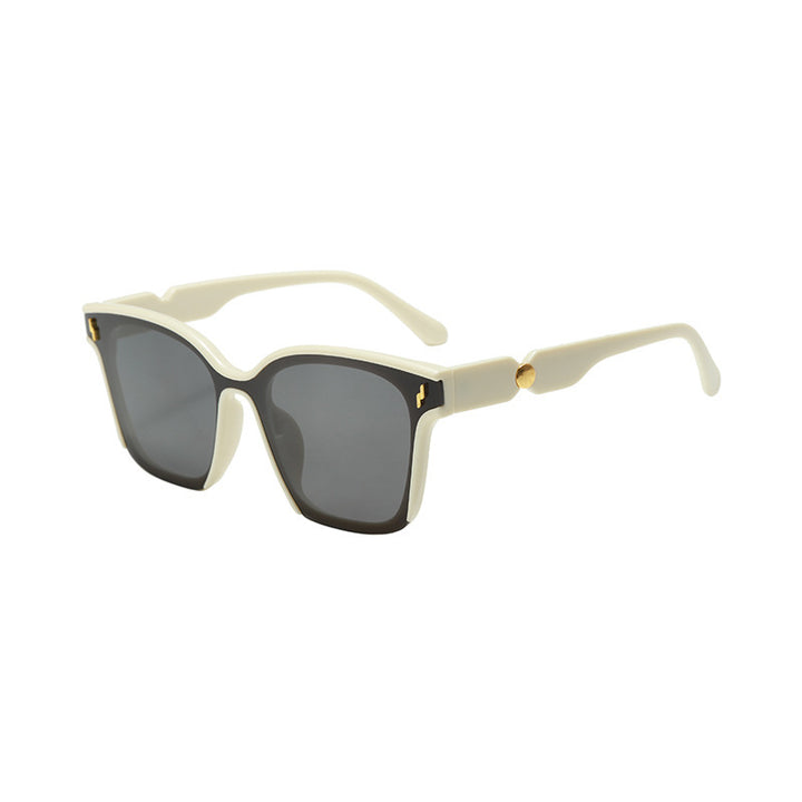 Dame Stilig solbrille med stilramme Luvikno