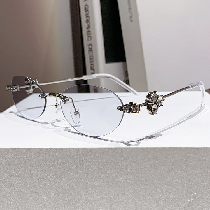 Dame elegant solbrille med geometrisk ramme Luvikno