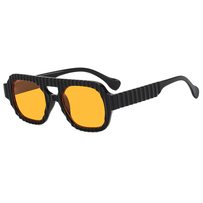 Damer geometrisk solbrille med raffinert strukturdesign Luvikno