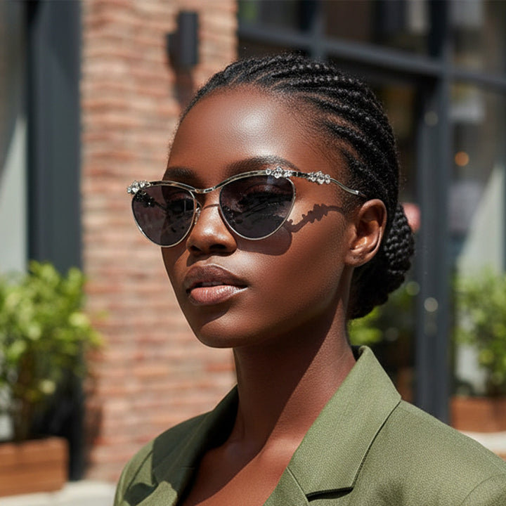 Dame Designer-solbrille med glitrende detaljer Luvikno