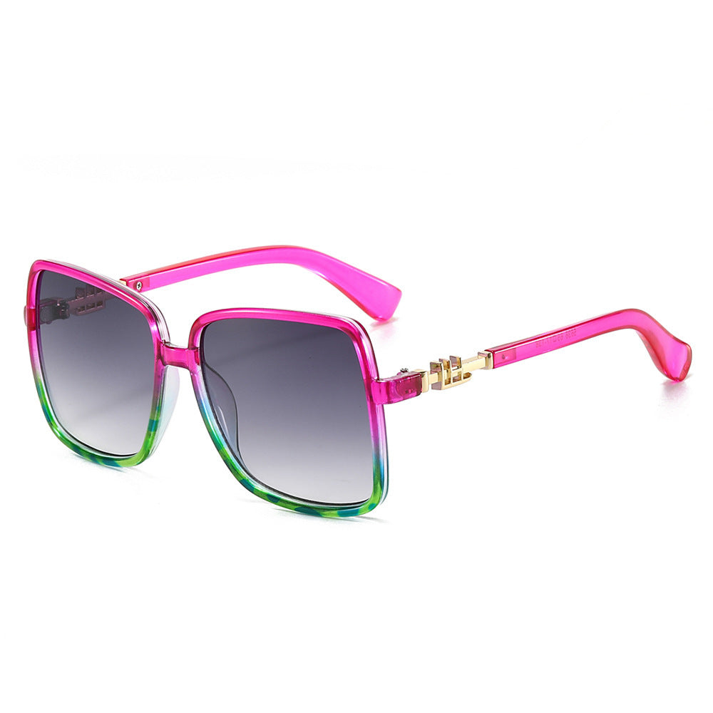Dame solbrille med stor ramme og gradient Luvikno