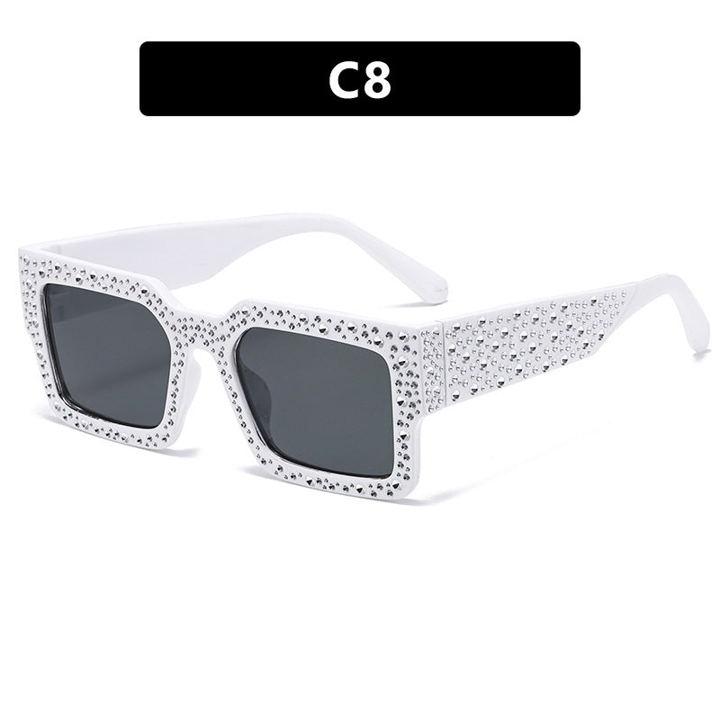 Dame ekstravagant solbrille med glitrende aksent Luvikno