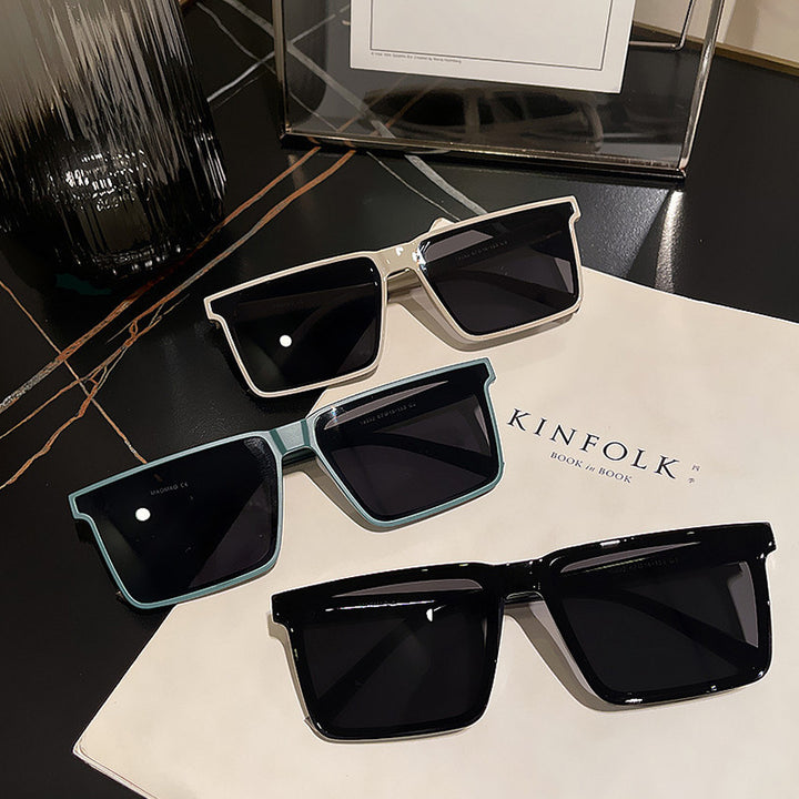 Dame kvadratisk solbrille i elegant, moderne design Luvikno