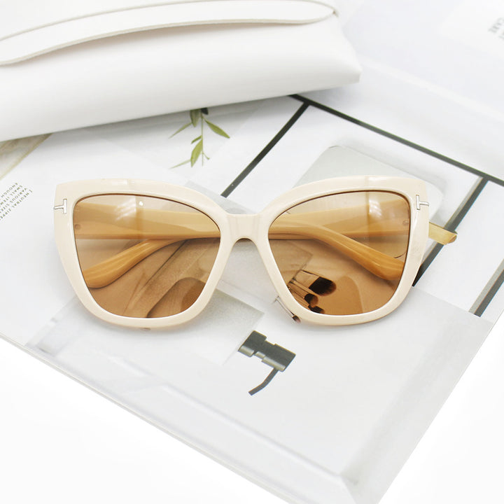 Dame Cat-Eye solbriller med elegante aksenter Luvikno