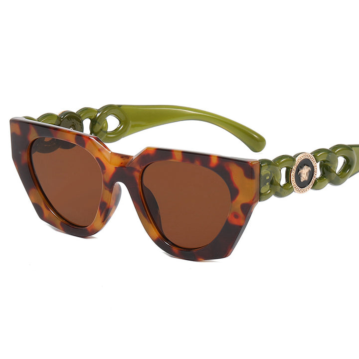 Dame moteriktig solbrille med ekstravagant design og luksuriøse detaljer Luvikno