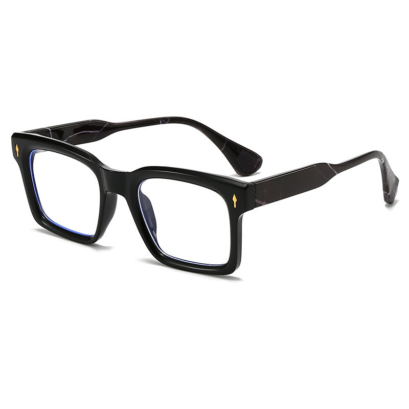 Dame Rektangulær Solbrille i elegant Skilpaddedesign Luvikno