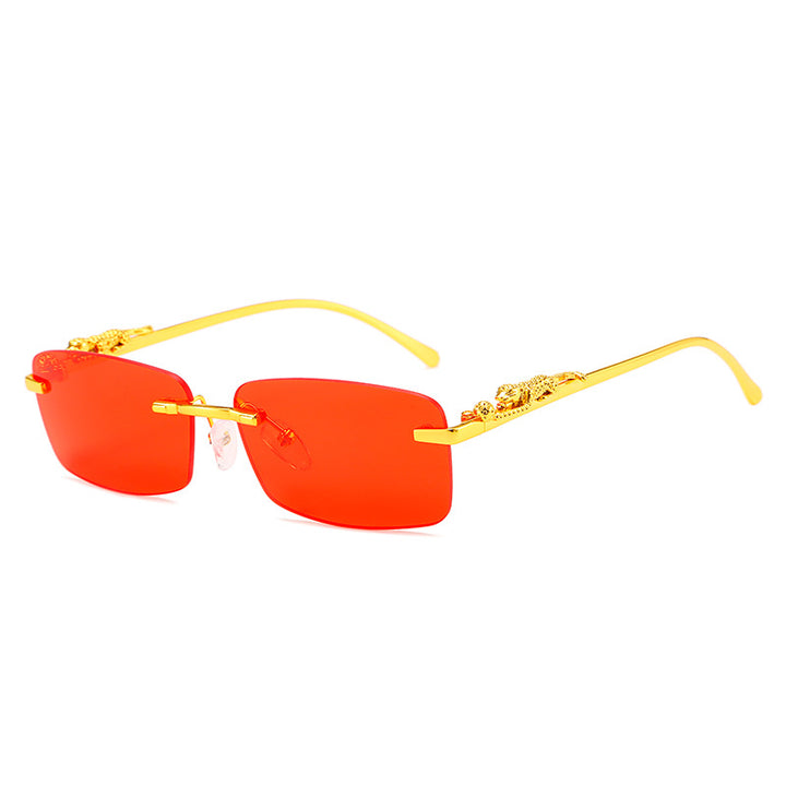 Dame moteriktig solbrille med kunstneriske utsmykninger Luvikno
