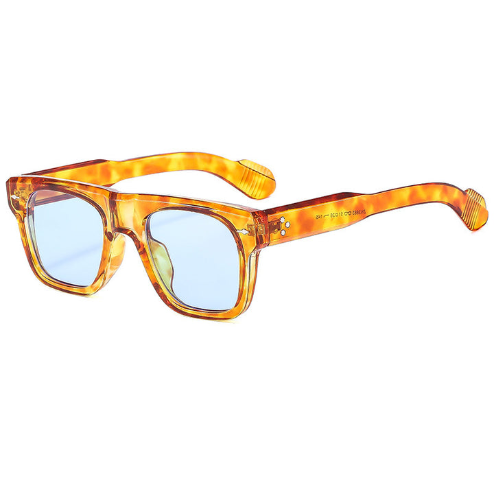 Dame solbrille i urbant stil med gule glass Luvikno