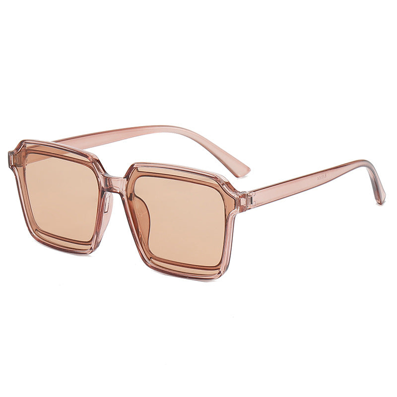 Dame elegant firkantet solbrille med robust ramme Luvikno