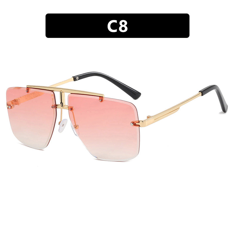Dame kvadratisk solbrille i stilfull minimalistisk design Luvikno