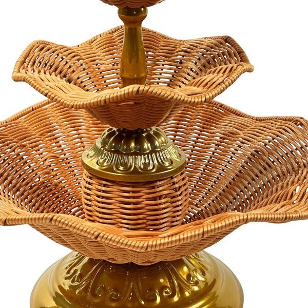 Damer elegant Tablettstativ laget av flettet materiale Luvikno