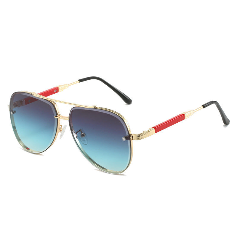 Dame Aviator solbriller med stilfull gradientbeskyttelse Luvikno